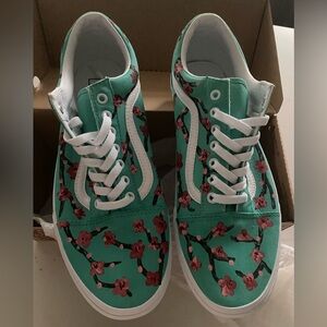 NWT Custom hand painted Vans